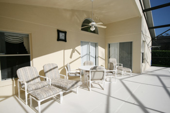 Spacious Covered Lanai